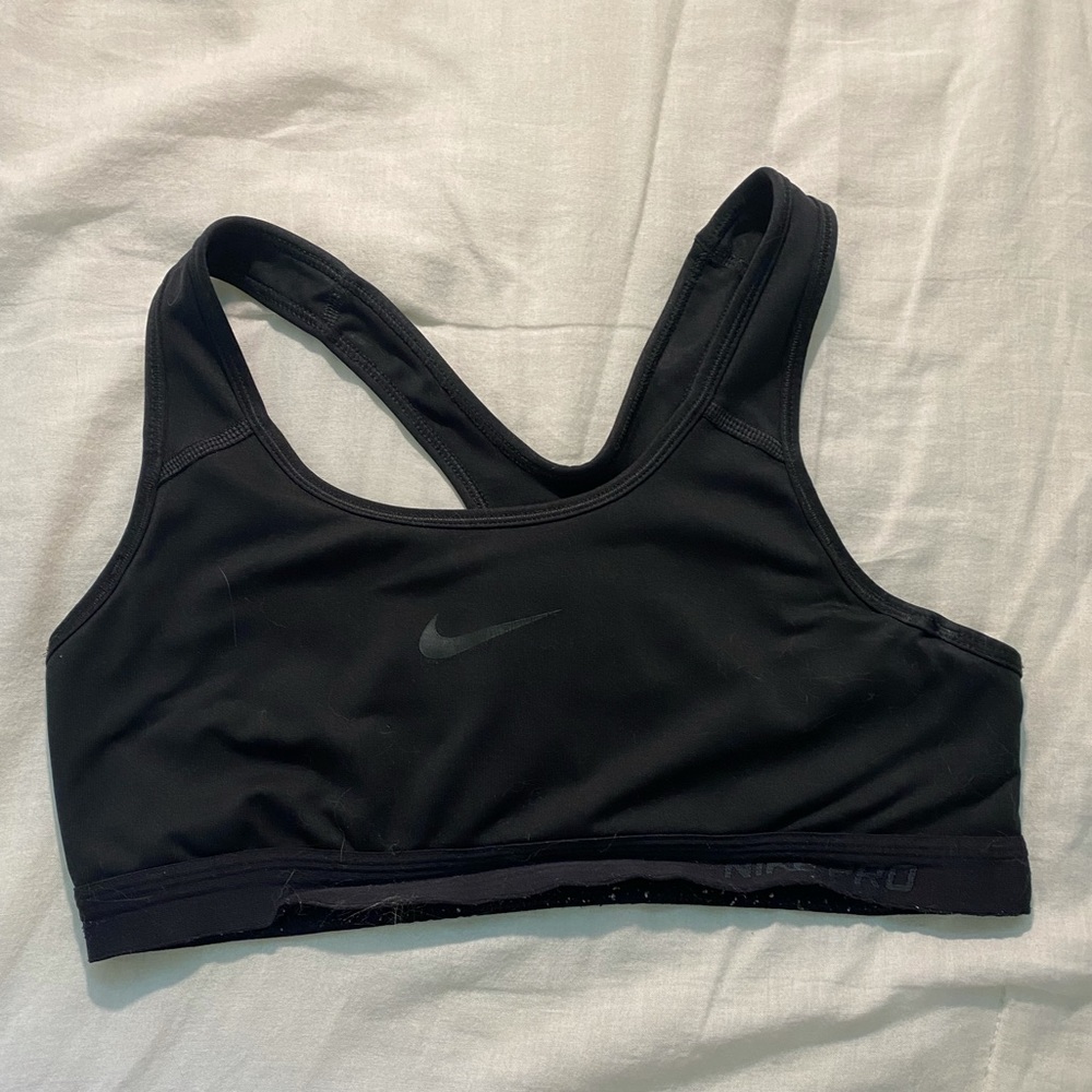 Medium Nike pro sports bra